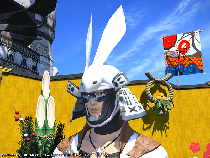 鐵質銀箔玉兔武士盔